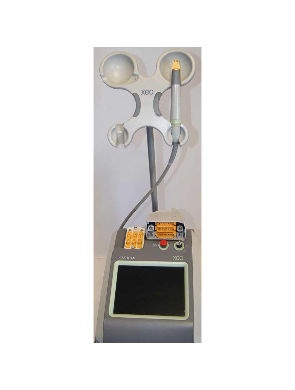 2014 Cutera Xeo Skin Resurfacing Rejuvenation Nd:YAG Laser System ND YAG Cutera