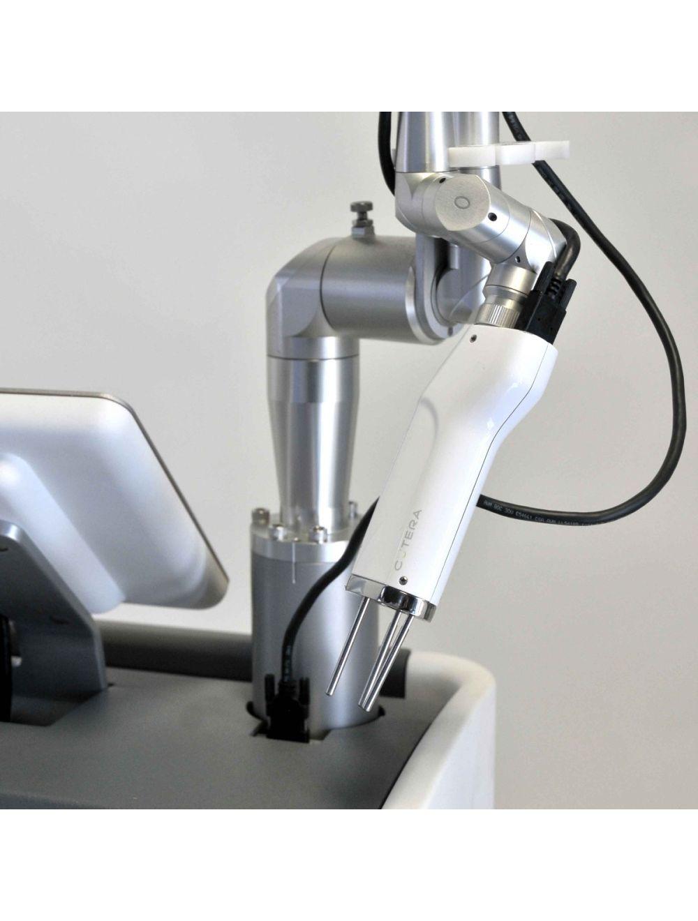 Cutera ENLIGHTEN III Tattoo Removal Benign Lesion Laser 532 670 1064nm Pico 2017 Cutera