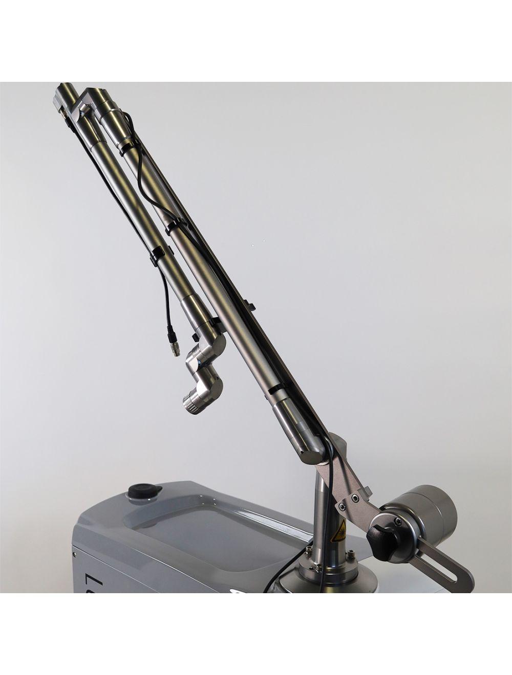2012 Lutronic Spectra Dual Pulsed Nd Yag Laser Class IV Tattoo Removal System Lutronic
